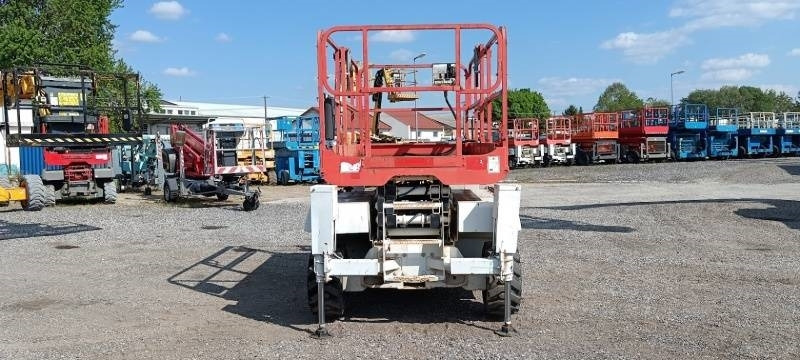 Haulotte Compact 10 DX - 4x4 - 10m - diesel - Škarjasta dvižna ploščad: slika 3 Haulotte Compact 10 DX - 4x4 - 10m - diesel - Škarjasta dvižna ploščad: slika 3