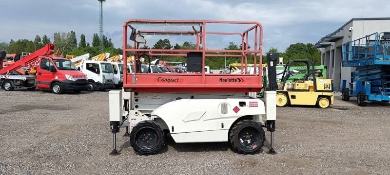Haulotte Compact 10 DX - 4x4 - 10m - diesel - Škarjasta dvižna ploščad: slika 5 Haulotte Compact 10 DX - 4x4 - 10m - diesel - Škarjasta dvižna ploščad: slika 5