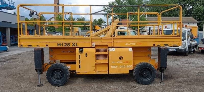 Haulotte H12SXLNT - 12m, 4x4, diesel - Škarjasta dvižna ploščad: slika 5 Haulotte H12SXLNT - 12m, 4x4, diesel - Škarjasta dvižna ploščad: slika 5