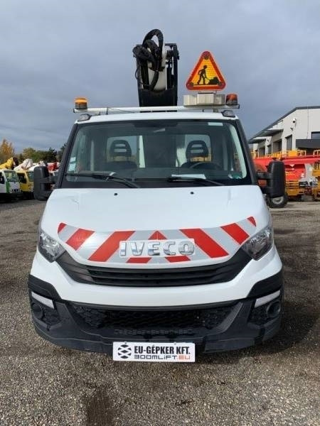 Iveco Daily Klubb KT48 - 16m, 200kg  - Dvižna ploščad montirana na tovornjak: slika 3 Iveco Daily Klubb KT48 - 16m, 200kg  - Dvižna ploščad montirana na tovornjak: slika 3