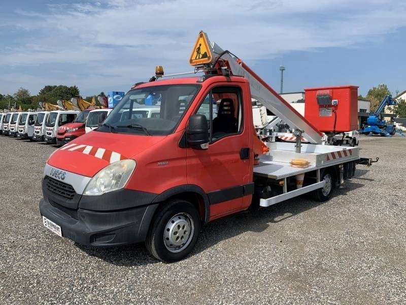 Iveco Daily Multitel 160 ALU DS - 16m - Dvižna ploščad montirana na tovornjak: slika 2 Iveco Daily Multitel 160 ALU DS - 16m - Dvižna ploščad montirana na tovornjak: slika 2