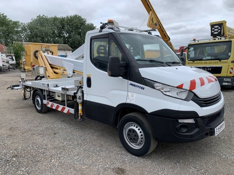 Iveco Daily Multitel HX200 - 20 m - Dvižna ploščad montirana na tovornjak: slika 1 Iveco Daily Multitel HX200 - 20 m - Dvižna ploščad montirana na tovornjak: slika 1