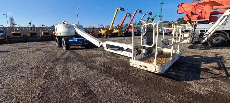 JLG 460SJ - 16,09 m, 230 kg, 4x4 - Zglobna dvižna ploščad: slika 1 JLG 460SJ - 16,09 m, 230 kg, 4x4 - Zglobna dvižna ploščad: slika 1