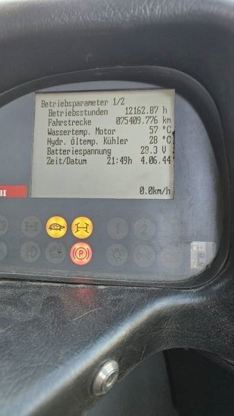 Vozilo za pometanje Mfh 5500 sweeper - with air conditionier: slika 8