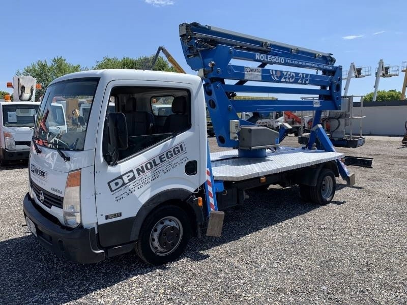Nissan Cabstar CTE ZED 21 J - 21 m - 200 kg - Dvižna ploščad montirana na tovornjak: slika 2 Nissan Cabstar CTE ZED 21 J - 21 m - 200 kg - Dvižna ploščad montirana na tovornjak: slika 2