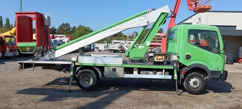 Nissan Cabstar Multitel 160 ALU DS - 16m - Dvižna ploščad montirana na tovornjak: slika 4 Nissan Cabstar Multitel 160 ALU DS - 16m - Dvižna ploščad montirana na tovornjak: slika 4