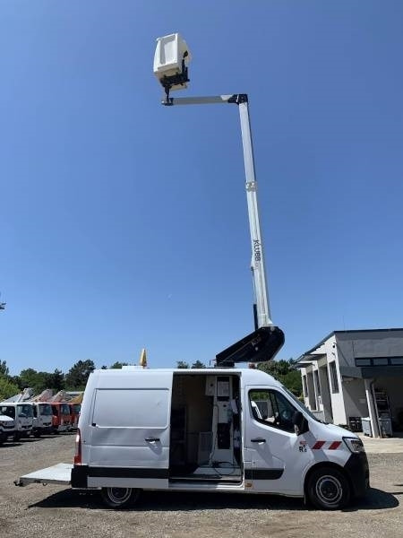 Dvižna ploščad montirana na tovornjak Renault Master Klubb KL32 - 12,5 m, 120 kg: slika 10