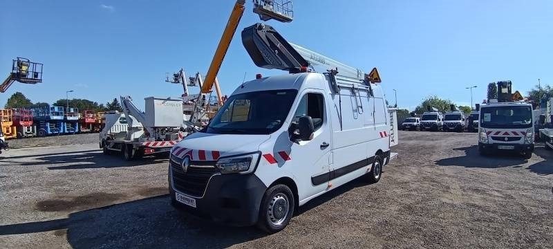 Renault Master Klubb KL32 - 12,5 m, 120 kg - Dvižna ploščad montirana na tovornjak: slika 2 Renault Master Klubb KL32 - 12,5 m, 120 kg - Dvižna ploščad montirana na tovornjak: slika 2