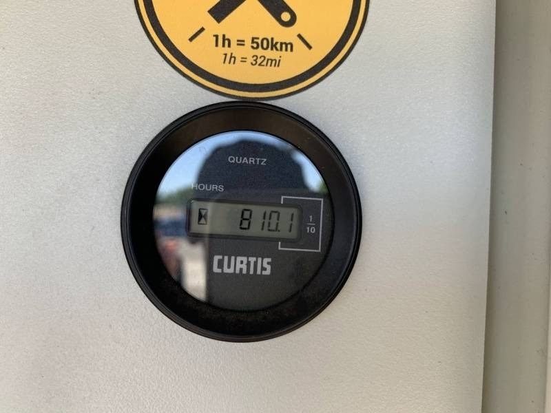 Dvižna ploščad montirana na tovornjak Renault Master Klubb KL32 - 12,5 m, 120 kg: slika 18