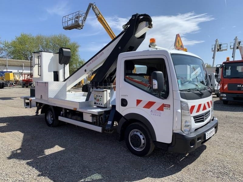Renault Maxity Klubb KT48 - 16m, 200kg - Dvižna ploščad montirana na tovornjak: slika 1 Renault Maxity Klubb KT48 - 16m, 200kg - Dvižna ploščad montirana na tovornjak: slika 1