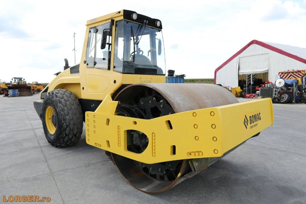 Bomag BW 219 D H-4 - Kompaktor: slika 4 Bomag BW 219 D H-4 - Kompaktor: slika 4