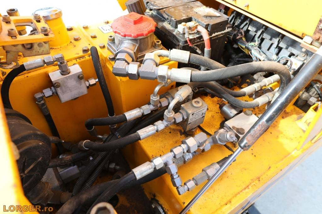 Cestni valjar JCB VM 1500: slika 20