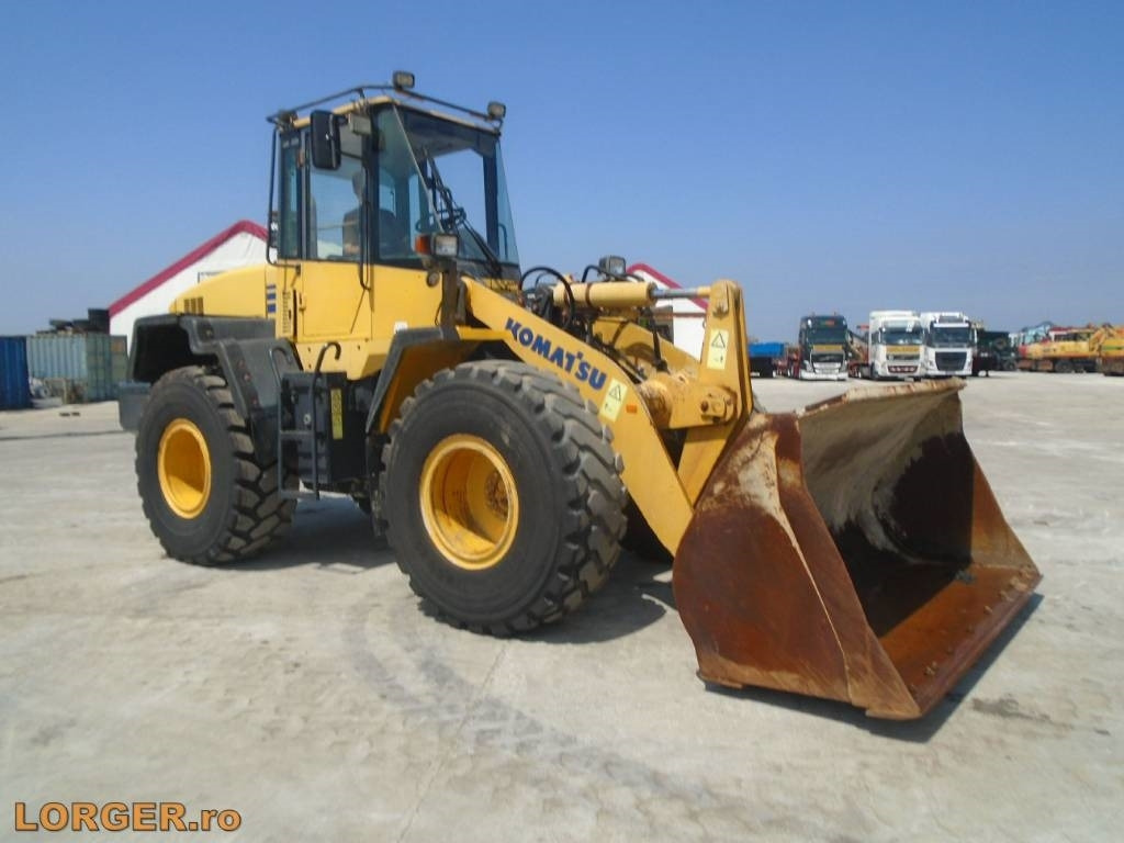 Komatsu WA200-5  - Kolesni nakladalec: slika 1 Komatsu WA200-5  - Kolesni nakladalec: slika 1