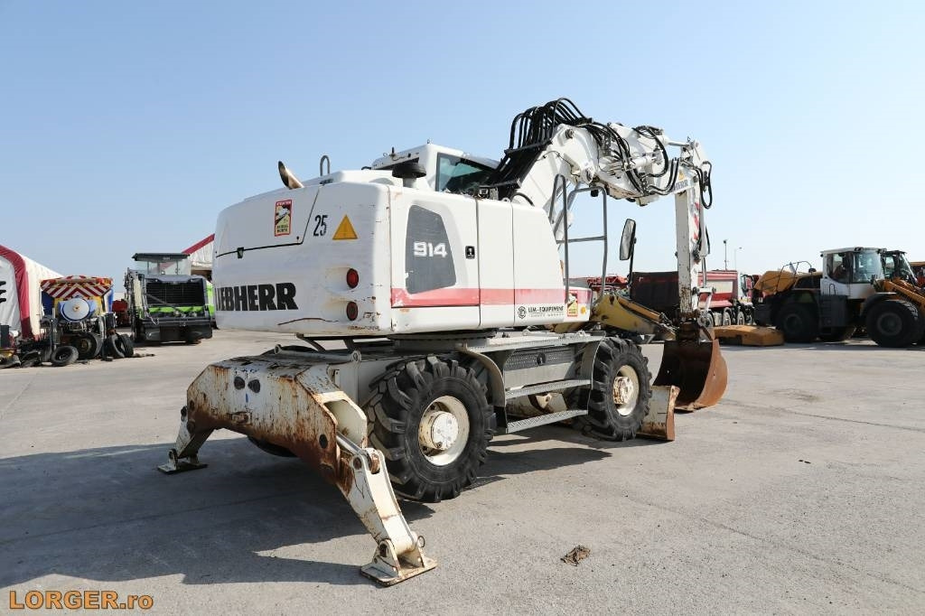 Liebherr A 914 - Bager na kolesih: slika 2 Liebherr A 914 - Bager na kolesih: slika 2