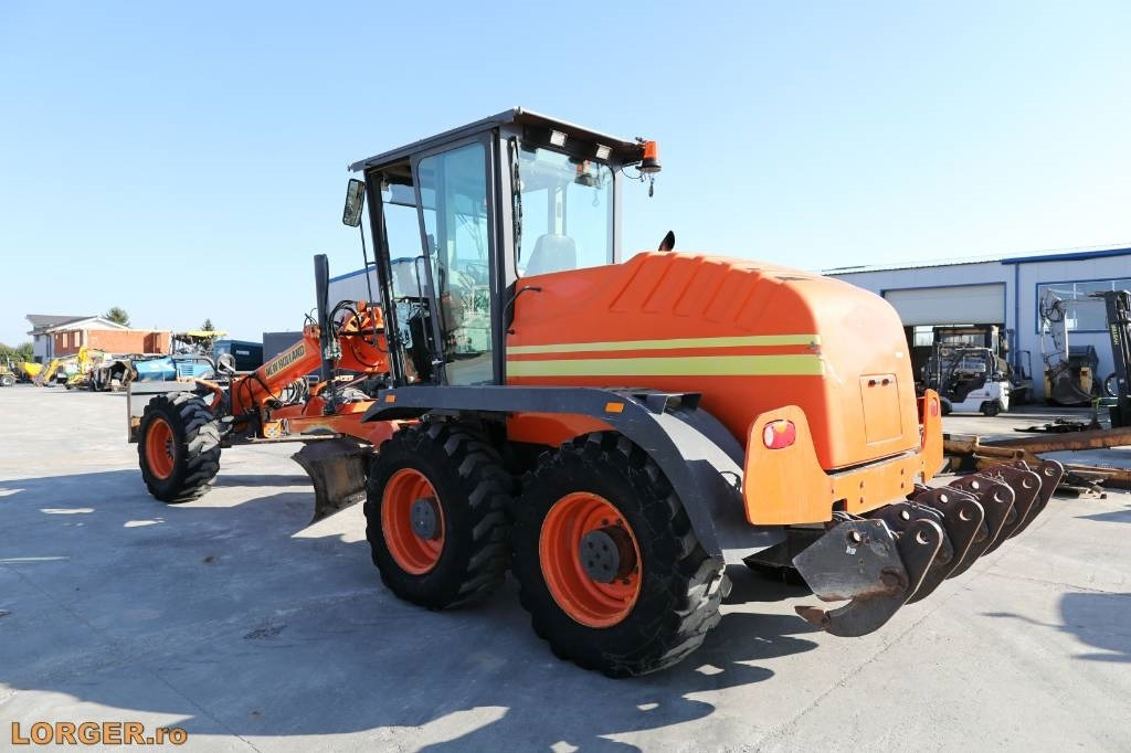 New Holland F 156.6 A with 3D GPS System - Greder: slika 3 New Holland F 156.6 A with 3D GPS System - Greder: slika 3