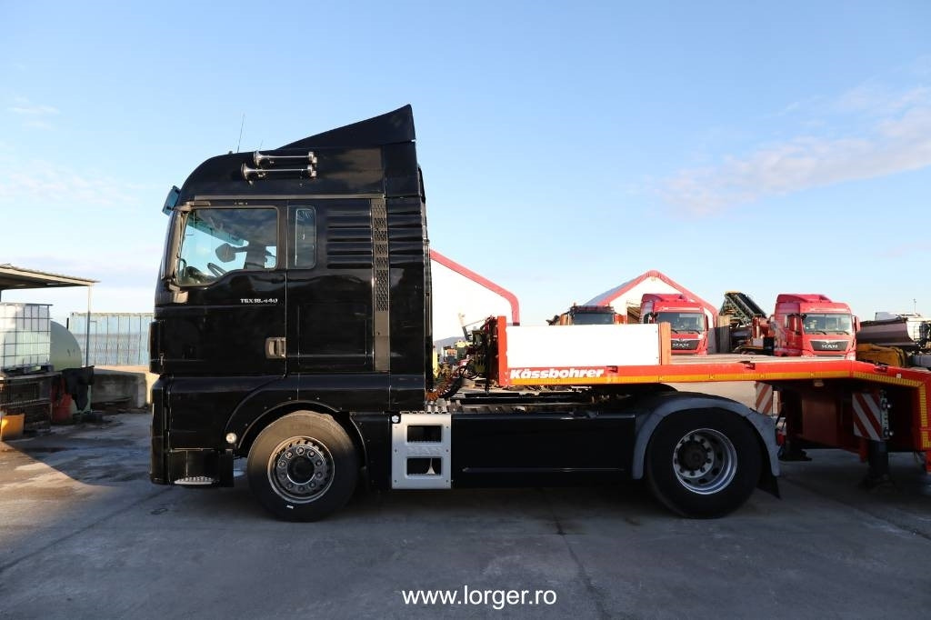 MAN TGX 18.440 4x2 BLS + Trailer Kässbohrer LB3 Lowbed - Vlačilec: slika 2 MAN TGX 18.440 4x2 BLS + Trailer Kässbohrer LB3 Lowbed - Vlačilec: slika 2