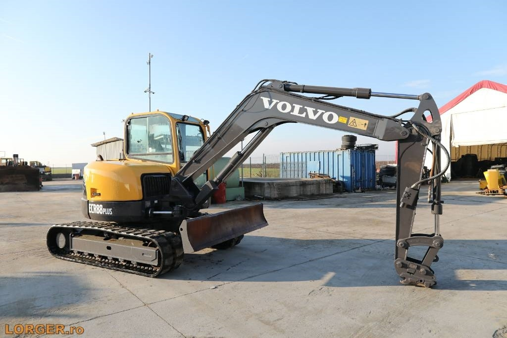 Volvo ECR 88 PLUS - Mini bager: slika 1 Volvo ECR 88 PLUS - Mini bager: slika 1