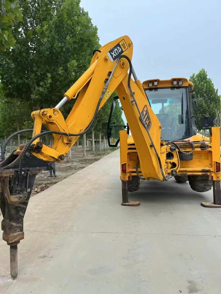 JCB 3CX - Bager nakladalec: slika 3 JCB 3CX - Bager nakladalec: slika 3