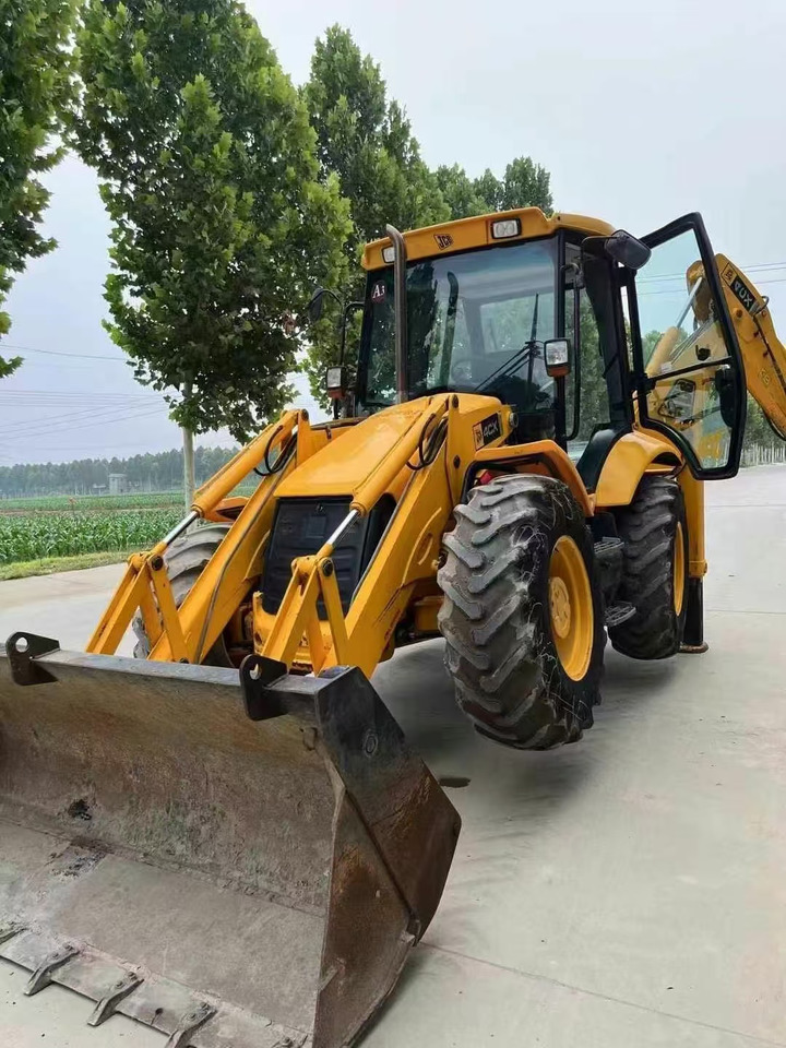 JCB 3CX - Bager nakladalec: slika 4 JCB 3CX - Bager nakladalec: slika 4