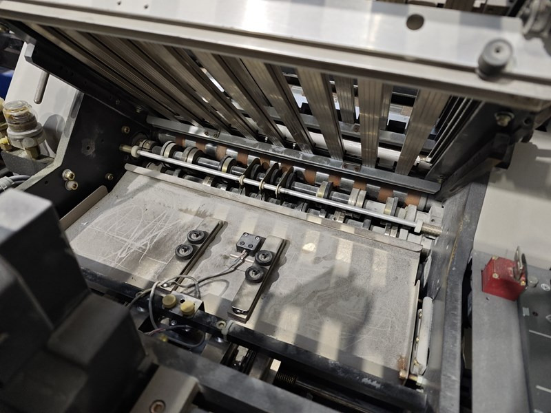 Horizon AFC-504 AKT | 2000 - Stroj za zgibanje: slika 2 Horizon AFC-504 AKT | 2000 - Stroj za zgibanje: slika 2