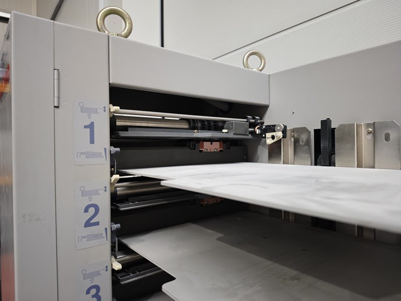 Horizon VAC 100a | 1998 - Tiskarski stroj: slika 2 Horizon VAC 100a | 1998 - Tiskarski stroj: slika 2