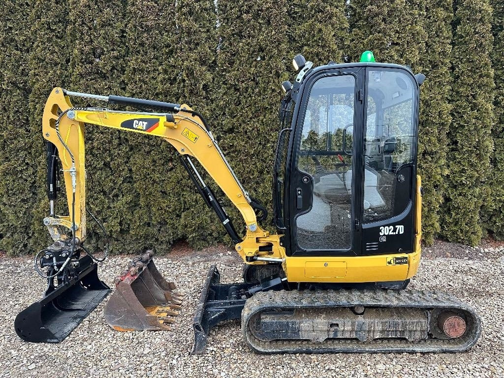 CAT 302.7 D CR - Mini bager: slika 2 CAT 302.7 D CR - Mini bager: slika 2