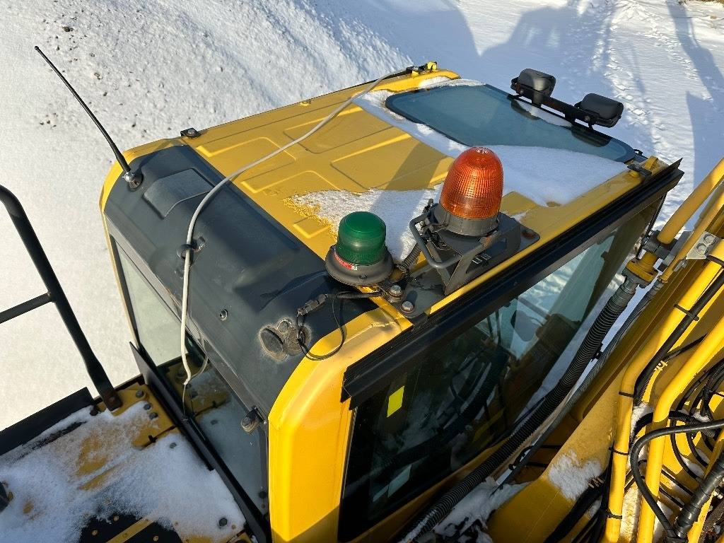 Bager goseničar Komatsu PC 210 LC-11: slika 25