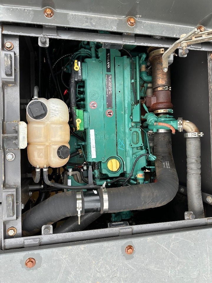 Bager goseničar Volvo EC 220 EL: slika 26