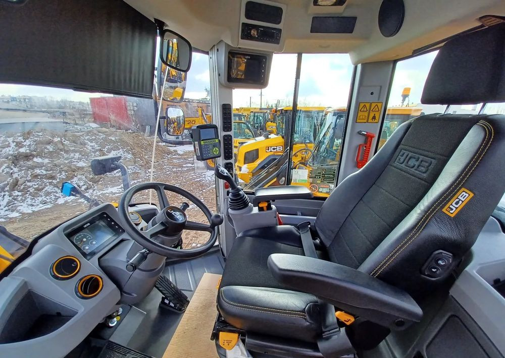 Kolesni nakladalec JCB 457ZX: slika 11
