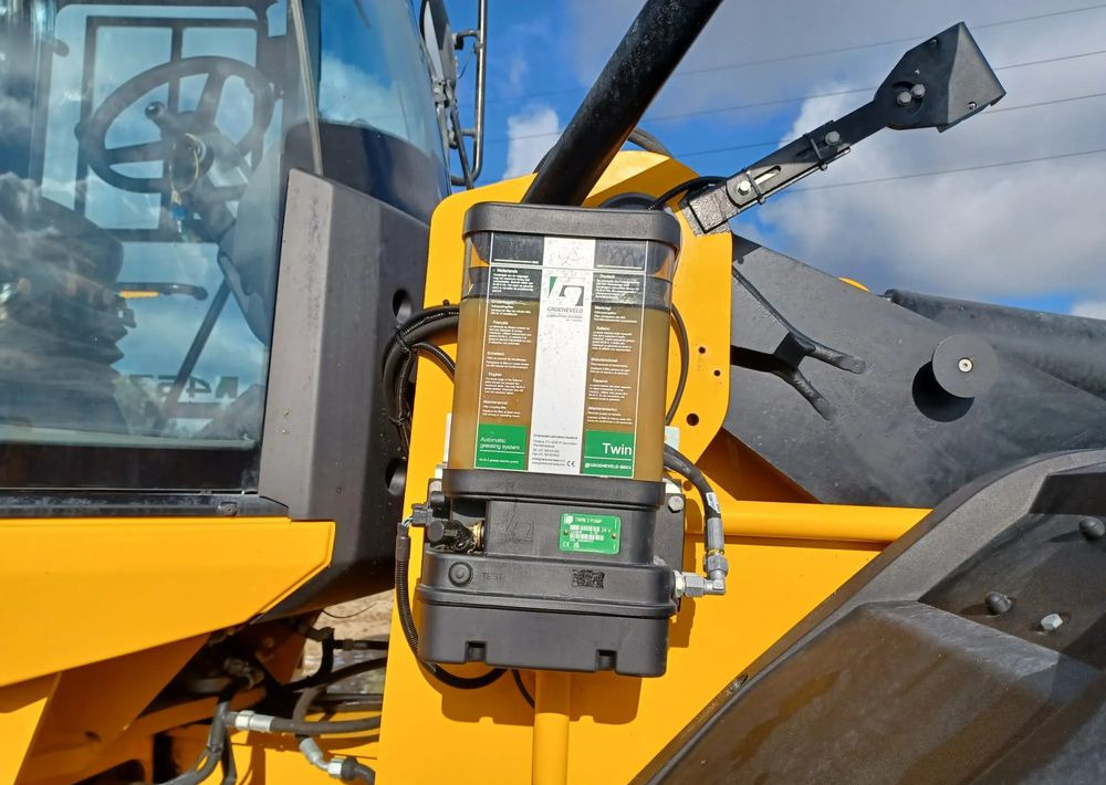 Kolesni nakladalec JCB 457ZX: slika 7