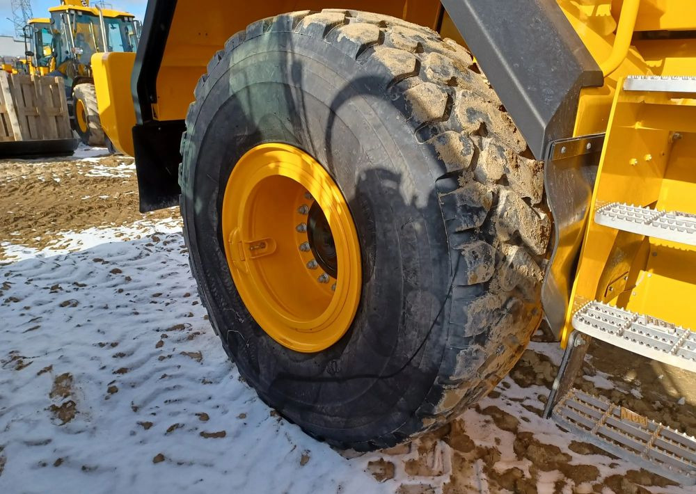 Kolesni nakladalec JCB 457ZX: slika 8