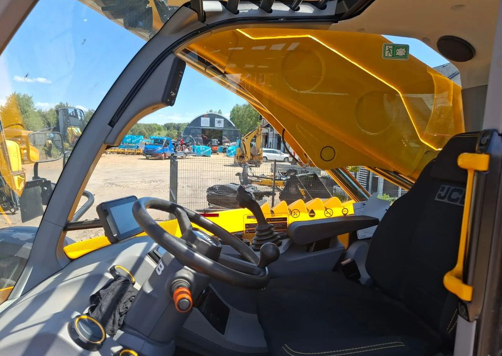 JCB 542-70 Agri Xtra - Teleskopski viličar: slika 2 JCB 542-70 Agri Xtra - Teleskopski viličar: slika 2