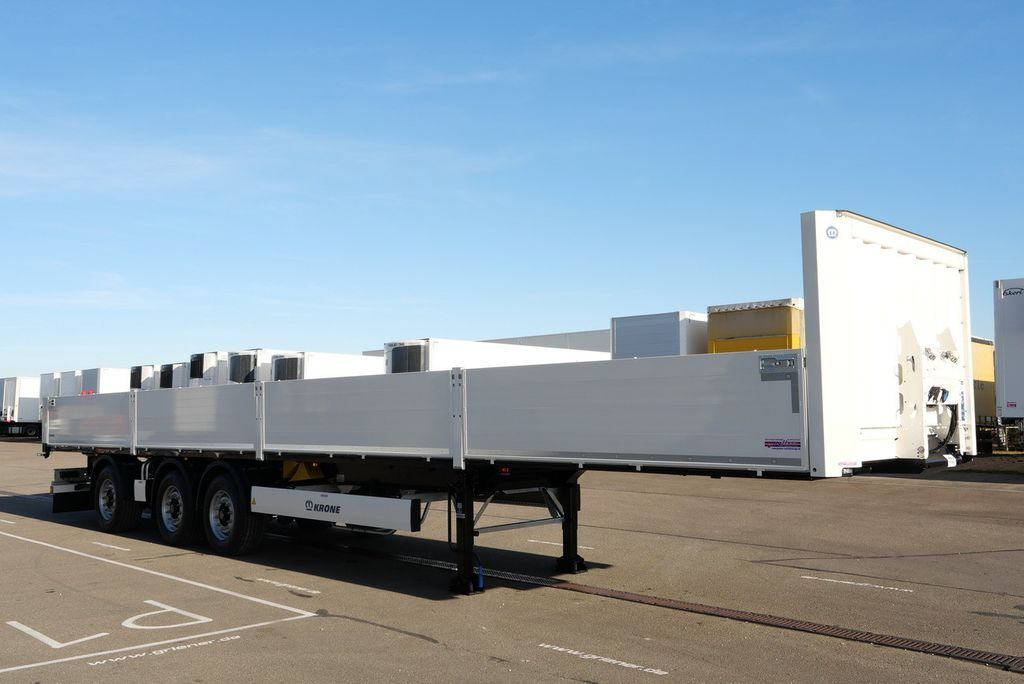 Krone SDP 27/BAUSTOFF/TRIDEC/BPW/RUNGENTASCHEN LIFT - Polprikolica s kesonom: slika 4 Krone SDP 27/BAUSTOFF/TRIDEC/BPW/RUNGENTASCHEN LIFT - Polprikolica s kesonom: slika 4