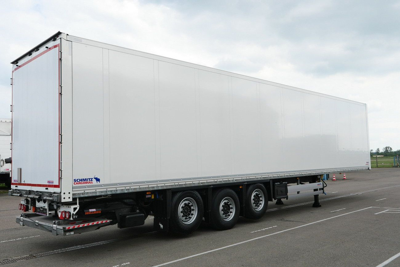 Schmitz Cargobull SKO 24/3 x ZURR/2 x LIFT /LBW 2000 kg / 2,70 - Polprikolica zabojnik: slika 2 Schmitz Cargobull SKO 24/3 x ZURR/2 x LIFT /LBW 2000 kg / 2,70 - Polprikolica zabojnik: slika 2