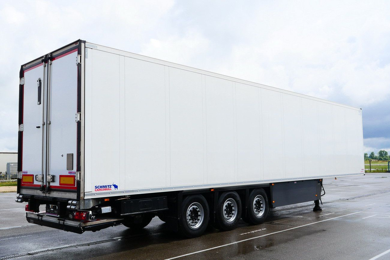 Schmitz Cargobull SKO 24/ LBW 2000 kg /BLUMEN FP 45 / TK TKM / DS - Polprikolica hladilnik: slika 2 Schmitz Cargobull SKO 24/ LBW 2000 kg /BLUMEN FP 45 / TK TKM / DS - Polprikolica hladilnik: slika 2