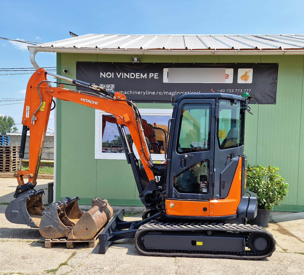 HITACHI ZX38 U-5A - Mini bager: slika 1 HITACHI ZX38 U-5A - Mini bager: slika 1