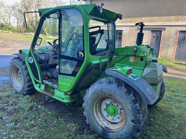 MERLO P32-6 PLUS 4 ROUES MOTRICES - Viličar s pomičnim teleskopom: slika 2 MERLO P32-6 PLUS 4 ROUES MOTRICES - Viličar s pomičnim teleskopom: slika 2