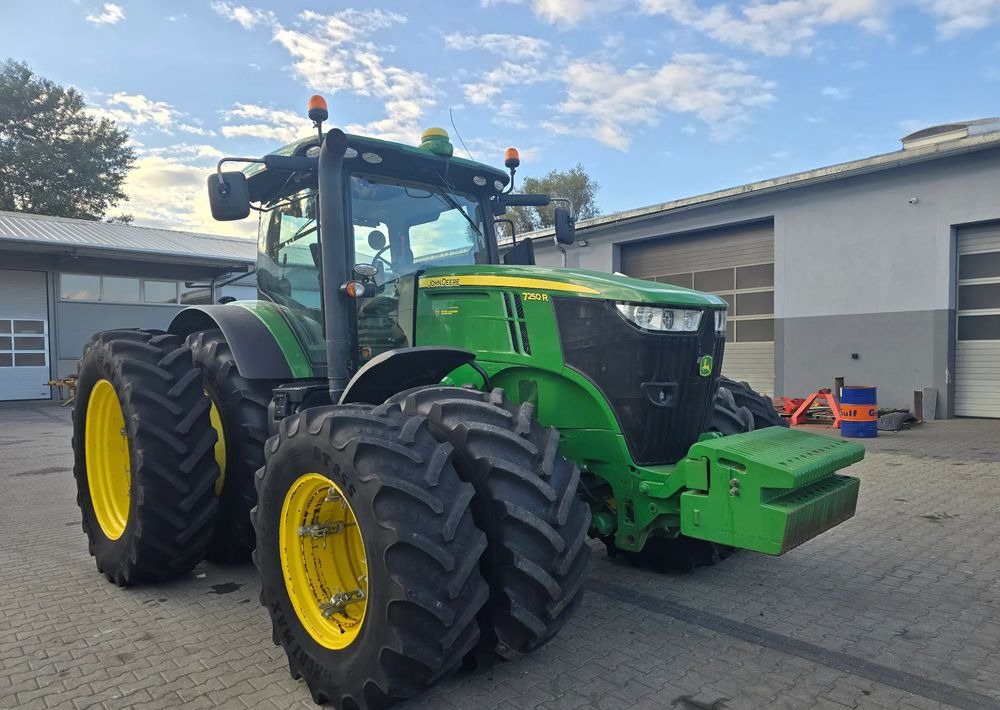 John Deere 7250R - Traktor: slika 1 John Deere 7250R - Traktor: slika 1
