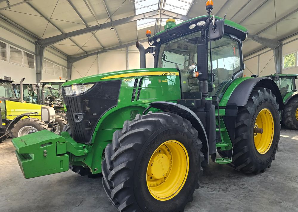 John Deere 7250R - Traktor: slika 1 John Deere 7250R - Traktor: slika 1