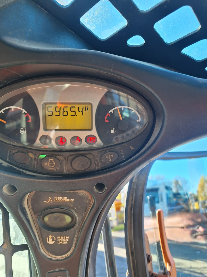 Bobcat S650 - Mini nakladalec: slika 3 Bobcat S650 - Mini nakladalec: slika 3