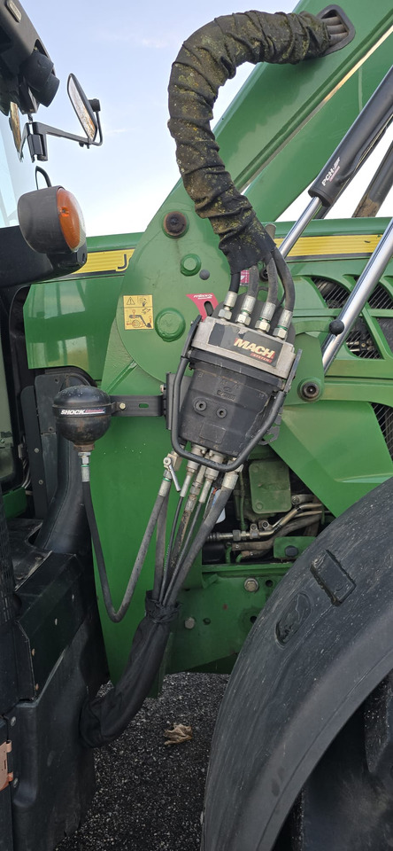 Traktor JOHN DEERE 6150M: slika 12