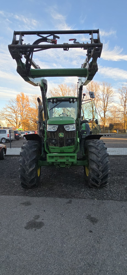 JOHN DEERE 6150M - Traktor: slika 3 JOHN DEERE 6150M - Traktor: slika 3