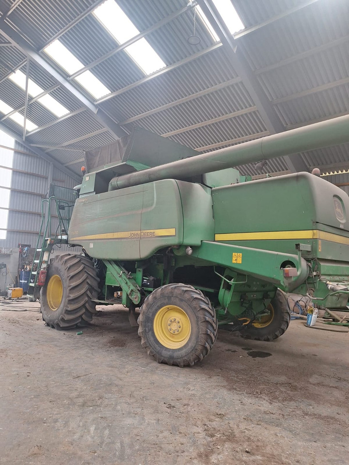 JOHN DEERE T670 - Kombajn harvester: slika 1 JOHN DEERE T670 - Kombajn harvester: slika 1