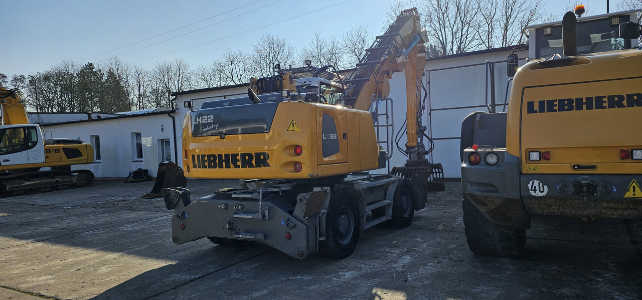 Liebherr LH 22 M - Bager za prekladanje primarnih/ Sekundarnih surovin: slika 2 Liebherr LH 22 M - Bager za prekladanje primarnih/ Sekundarnih surovin: slika 2
