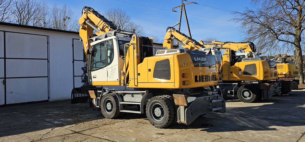 Liebherr LH 22 M - Bager za prekladanje primarnih/ Sekundarnih surovin: slika 1 Liebherr LH 22 M - Bager za prekladanje primarnih/ Sekundarnih surovin: slika 1