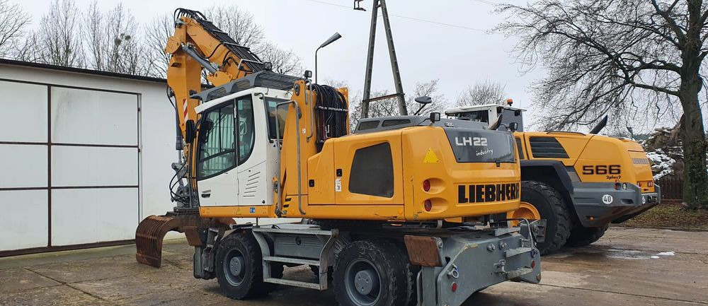 Liebherr LH 22 M - Bager za prekladanje primarnih/ Sekundarnih surovin: slika 2 Liebherr LH 22 M - Bager za prekladanje primarnih/ Sekundarnih surovin: slika 2