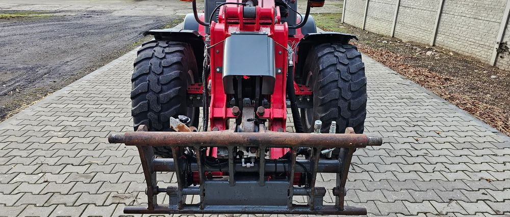 Weidemann 4070 CX80LP T Weidemann 4070 - Teleskopski kolesni nakladalnik: slika 3 Weidemann 4070 CX80LP T Weidemann 4070 - Teleskopski kolesni nakladalnik: slika 3