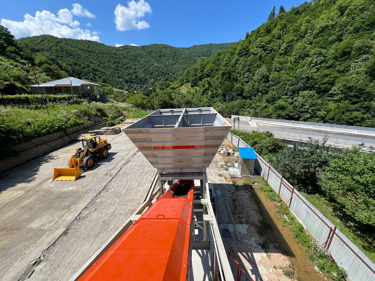 For Sale Mobile Concrete Plant 60 m³ - Betonarna: slika 4 For Sale Mobile Concrete Plant 60 m³ - Betonarna: slika 4