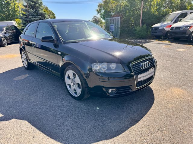 Audi A3 2.0 FSI Ambition S3 nur Export!! - Avtomobil: slika 2 Audi A3 2.0 FSI Ambition S3 nur Export!! - Avtomobil: slika 2