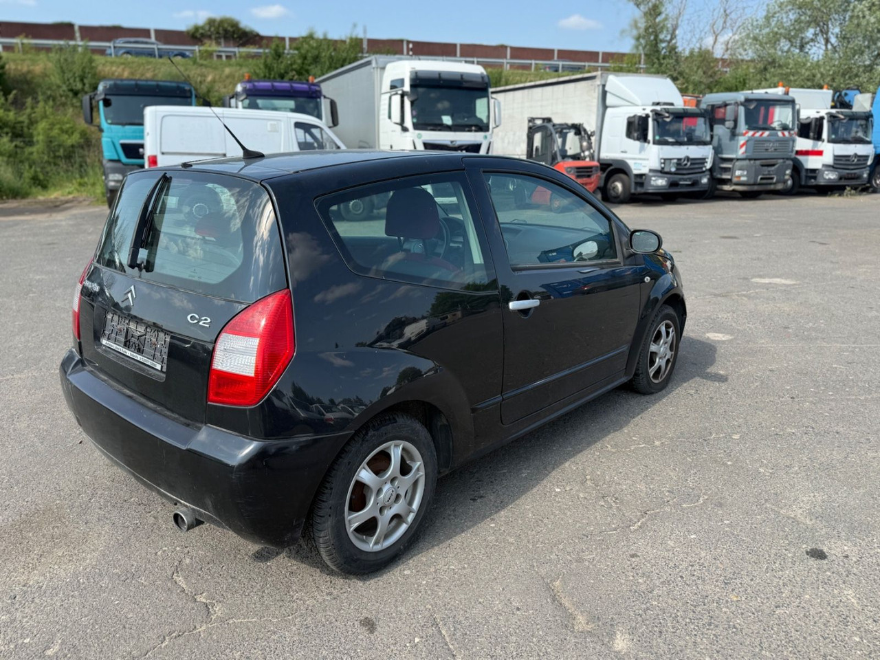 Citroën C2 Confort Zahnriemen gerissen - Limuzina: slika 4 Citroën C2 Confort Zahnriemen gerissen - Limuzina: slika 4